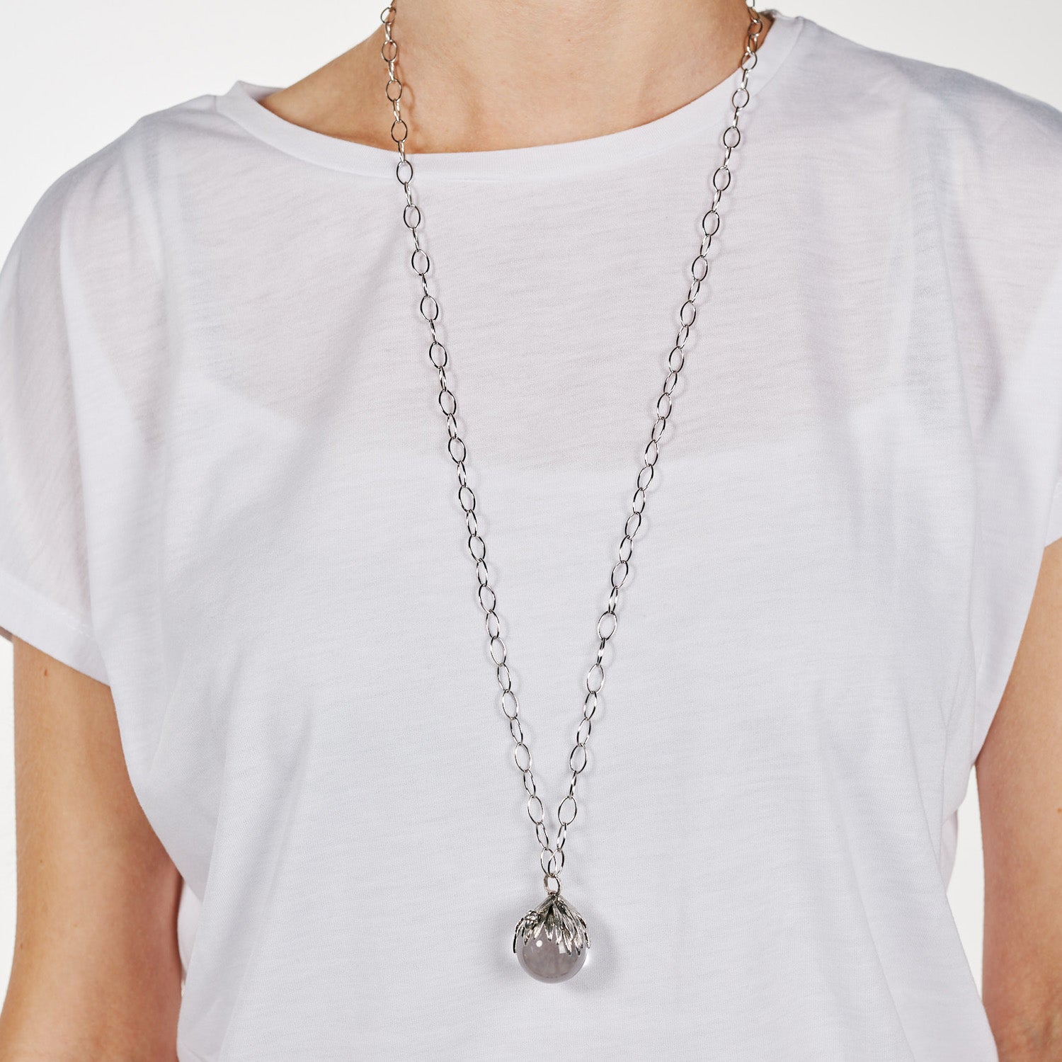 Natura Globo Necklace