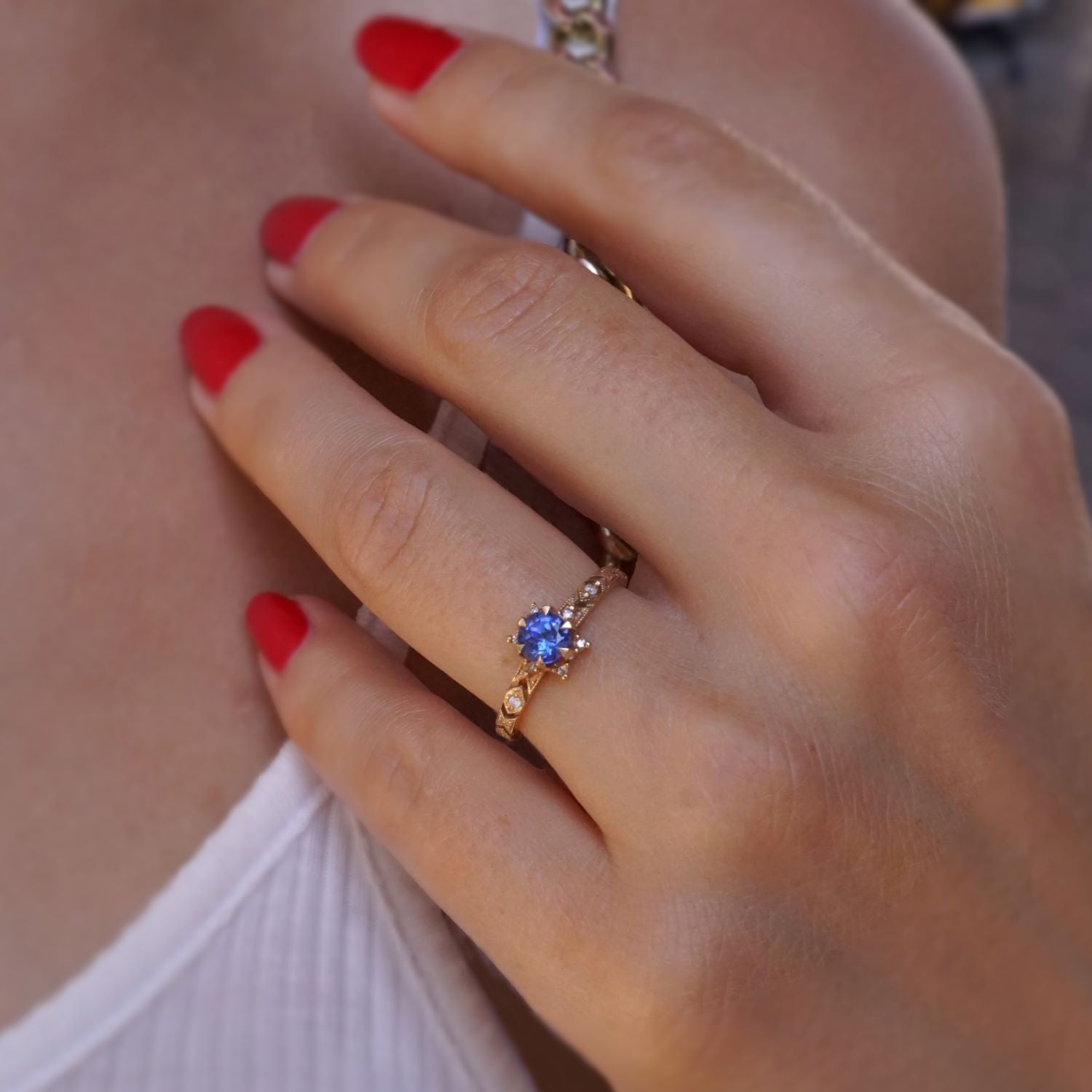 Delicacy Ring with Baby Tanzanite